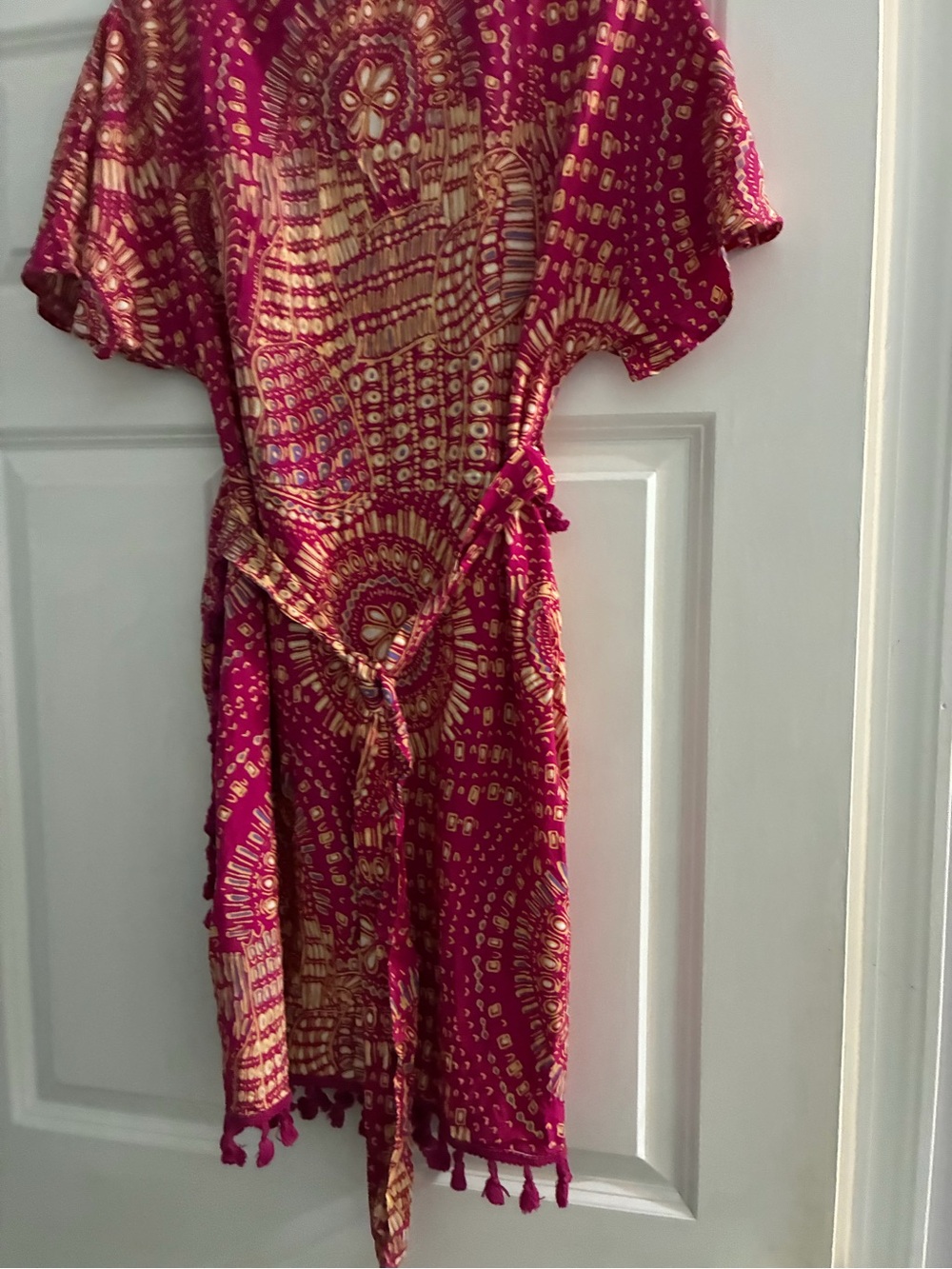 Cupshe Magenta and Gold Boho Tie-Waist Swim Coverup